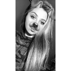 Meet your Posher, Alyssa